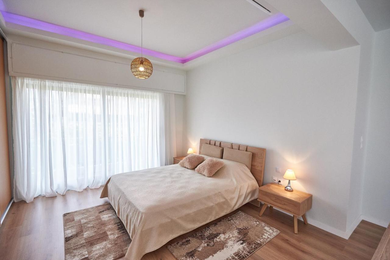 The El Greco Spirit Meets The Athenian Luxury Apt1 Ngoại thất bức ảnh