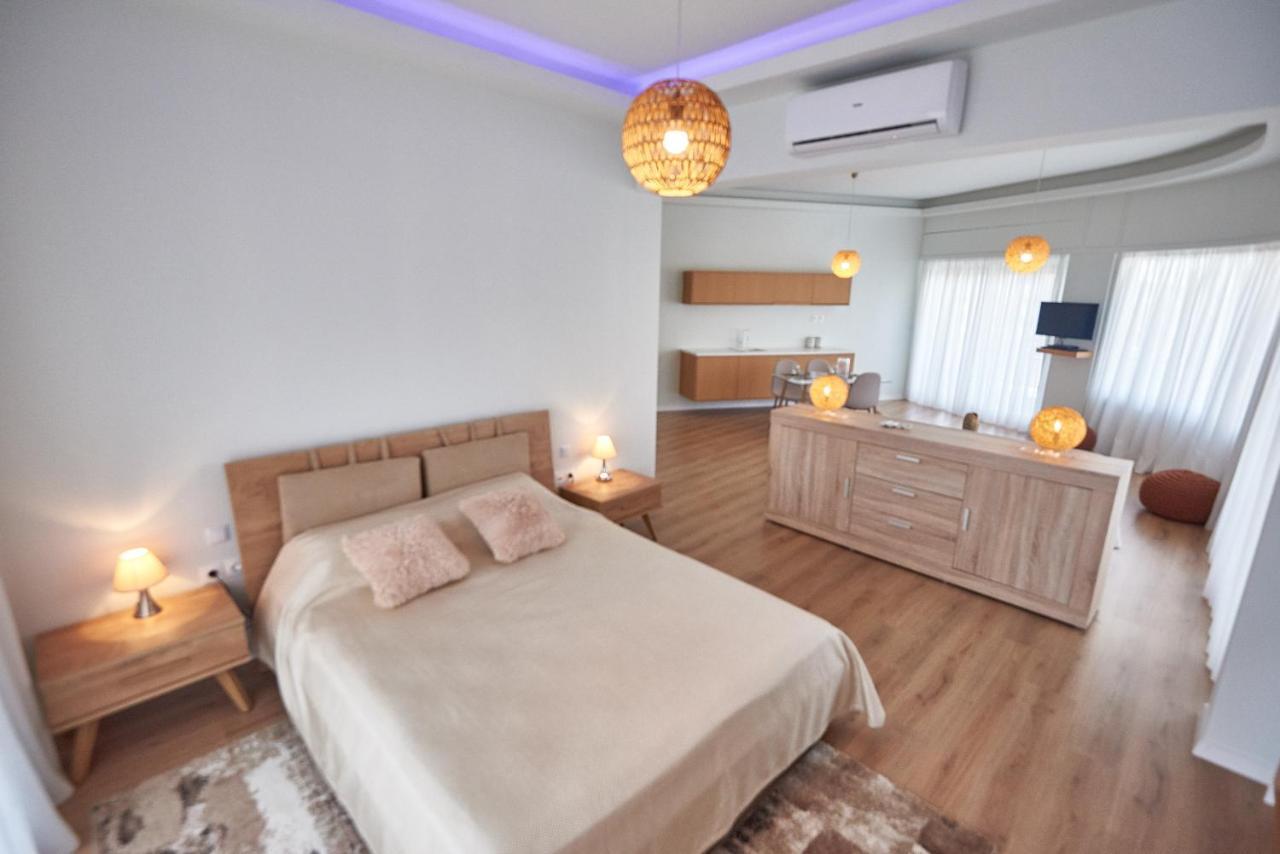 The El Greco Spirit Meets The Athenian Luxury Apt1 Ngoại thất bức ảnh